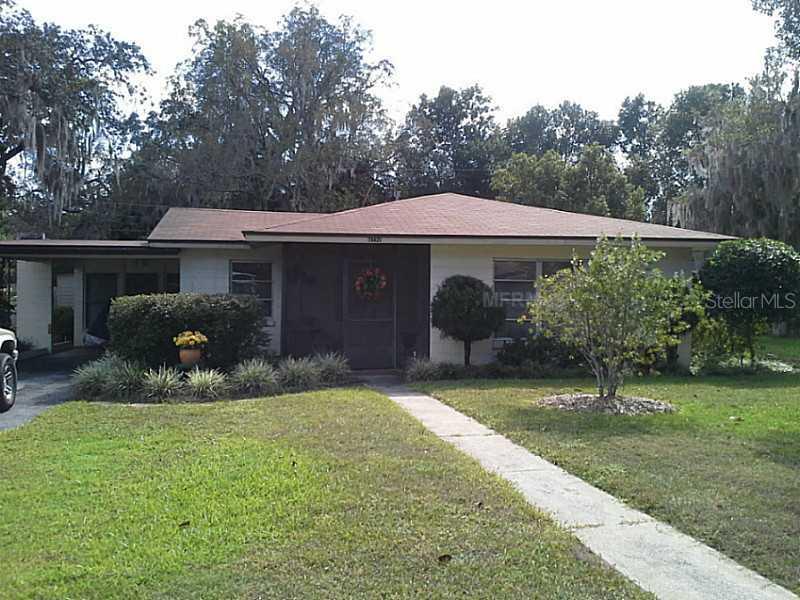 2152 Palmetto Rd., Mount Dora, FL 32757