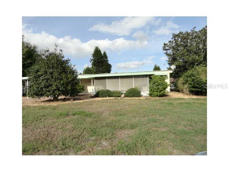 11835 Hickory Ln., Tavares, FL 32778