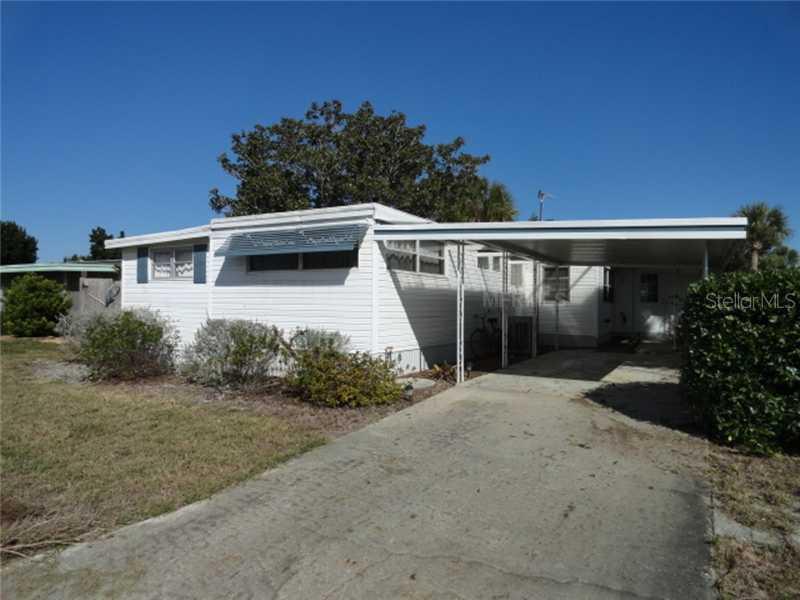 31635 Howard St., Tavares, FL 32778