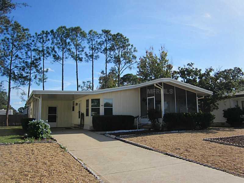 445 Santa Fe Rd., Tavares, FL 32778