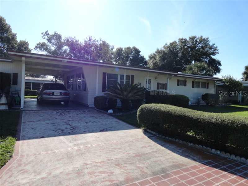 1112 Forest Ln., Tavares, FL 32778