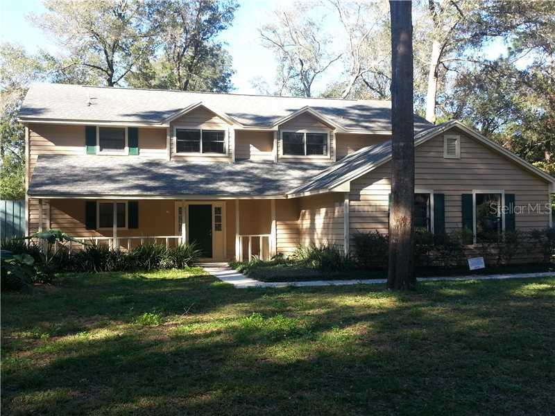 26109 Pine Valley Dr., Sorrento, FL 32776