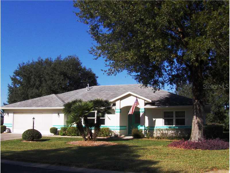 26725 Racquet Cir., Leesburg, FL 34748