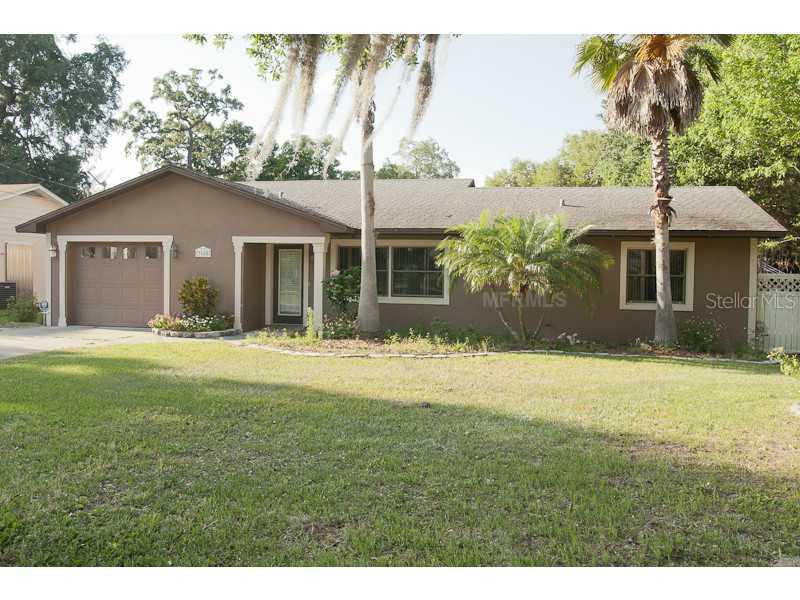 3685 Cactus Ln., Mount Dora, FL 32757