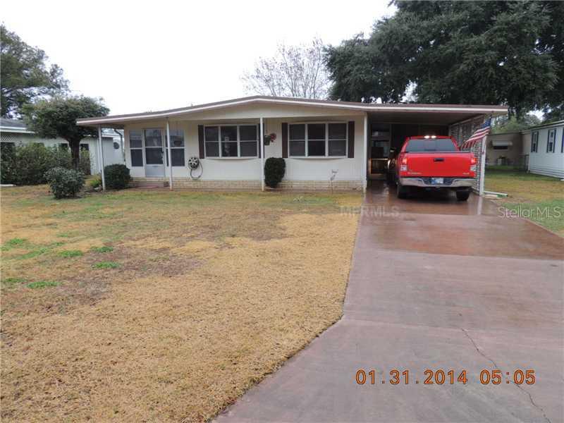 1217 Nassau Cir., Tavares, FL 32778