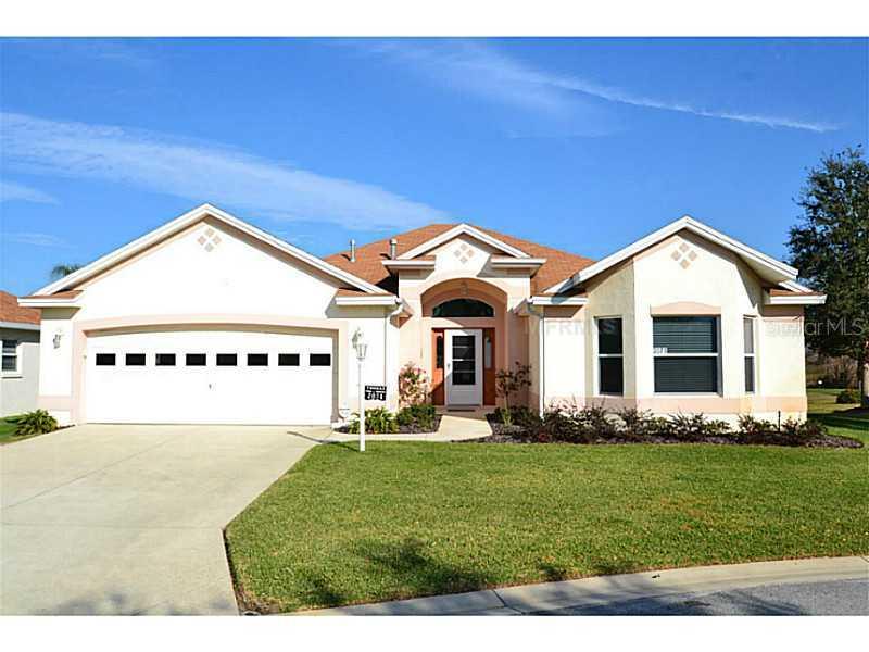 2071 Kaylee Dr., The Villages, FL 32162