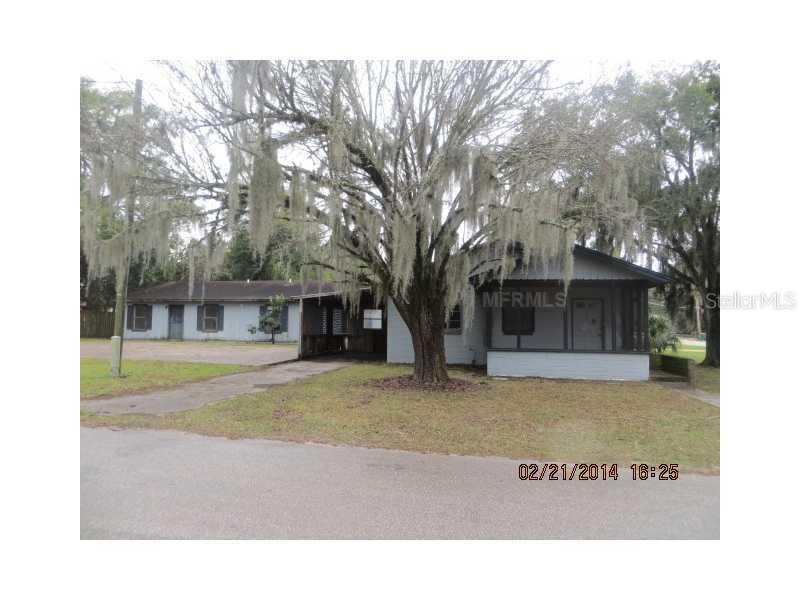 722 N New Hampshire Ave., Tavares, FL 32778