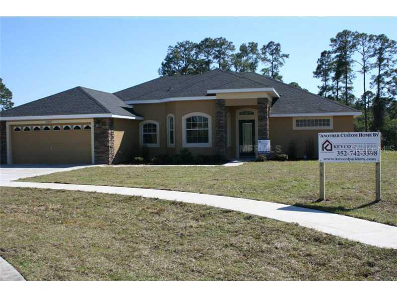 35842 Rose Moss Ave., Leesburg, FL 34788