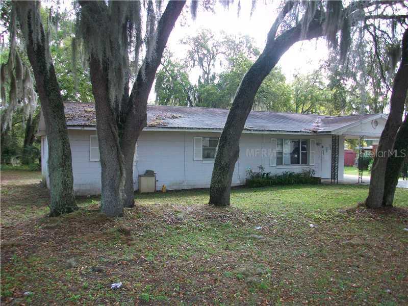 1114 Tuskegee St., Leesburg, FL 34748