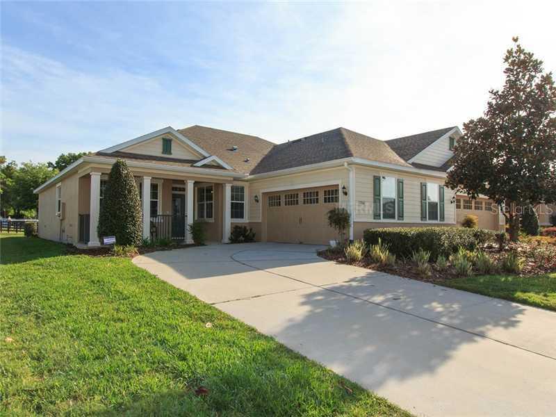 22060 Belgian Ct., Mount Dora, FL 32757