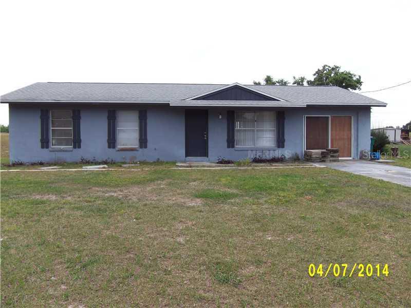 320 E Rose Ln., Lady Lake, FL 32159