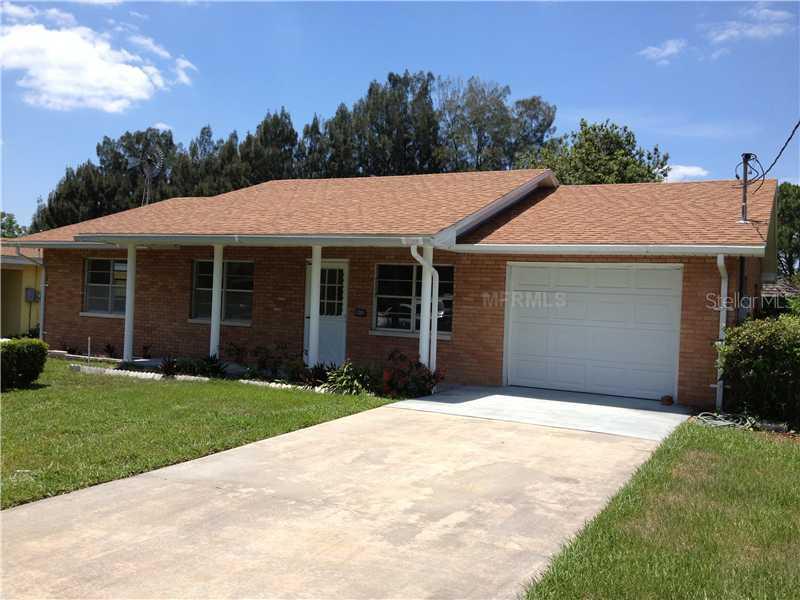 1001 Dora Ave., Tavares, FL 32778