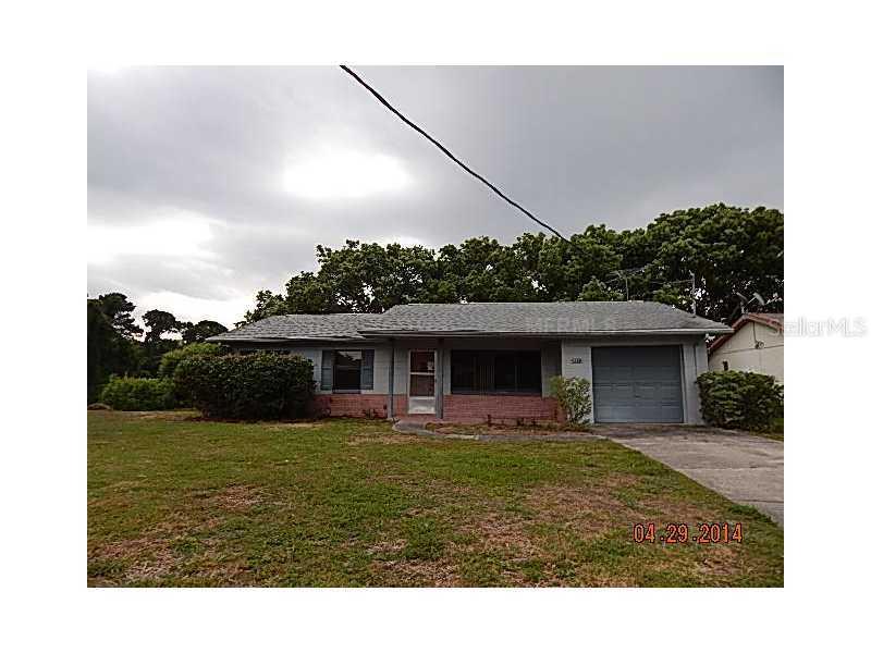 26650 Bimini Dr., Tavares, FL 32778