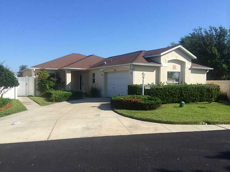 2379 Wakefield Ter., The Villages, FL 32162