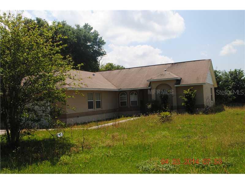 180 Rose St., Umatilla, FL 32784
