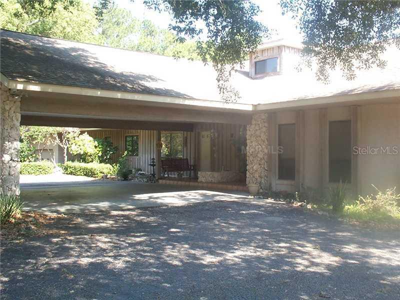 2922 Rustwood Ln., Eustis, FL 32726