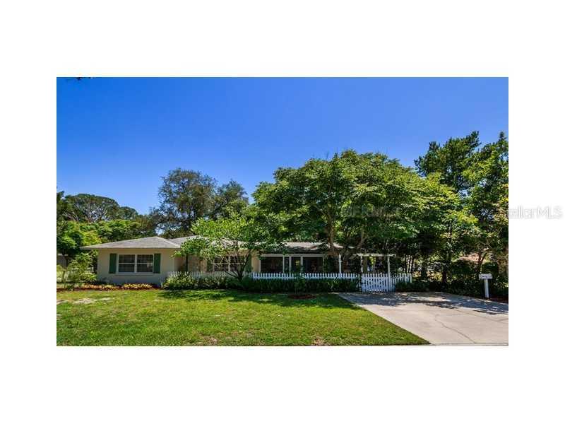 2360 Palmetto Rd., Mount Dora, FL 32757