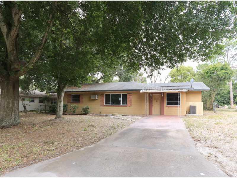 795 Marion Dr., Mount Dora, FL 32757