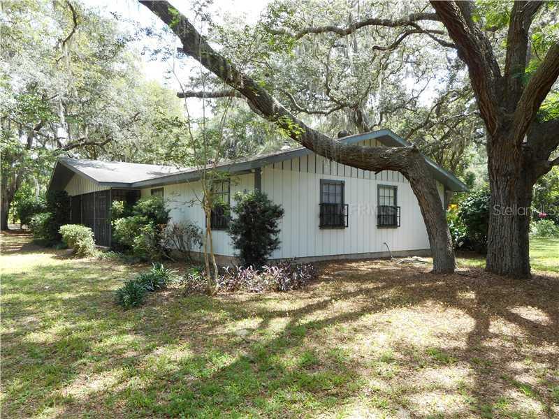 39600 Whisper Wood Ln., Lady Lake, FL 32159