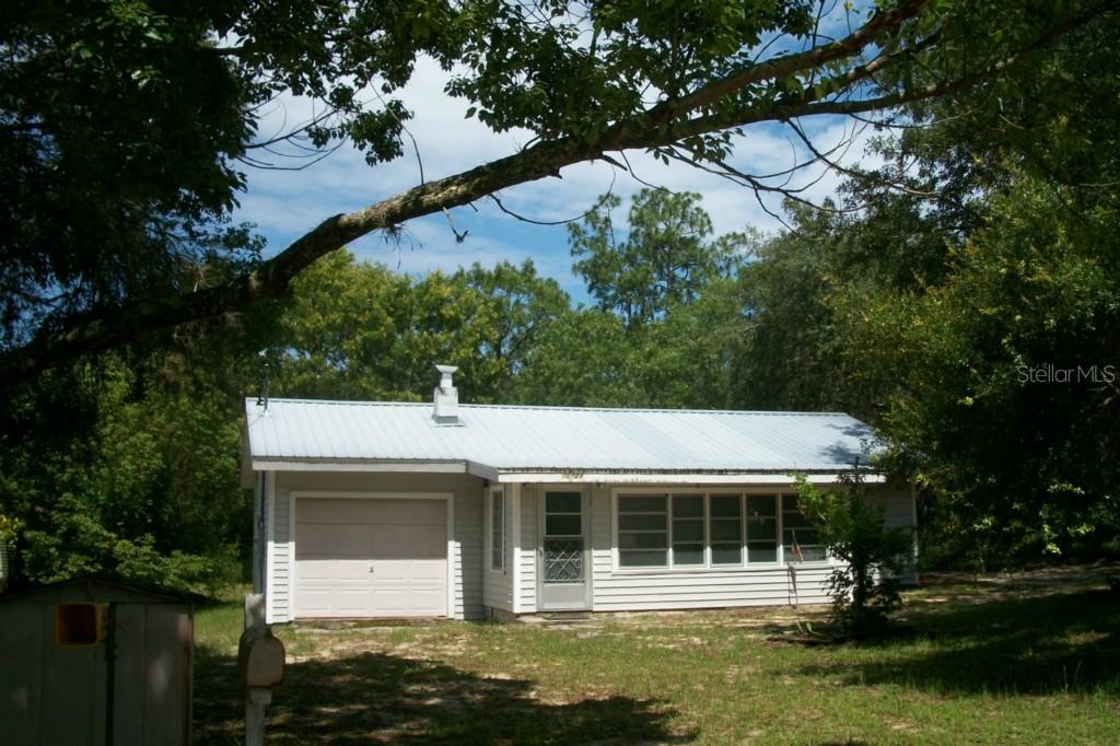 40823 W 4th Ave., Umatilla, FL 32784