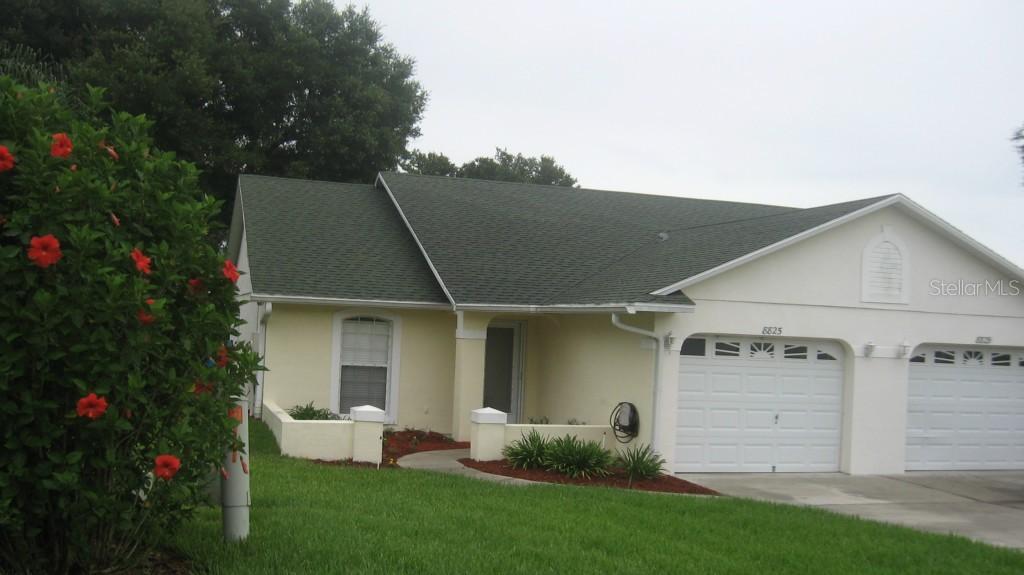 8825 Courtyard Ln., Groveland, FL 34736