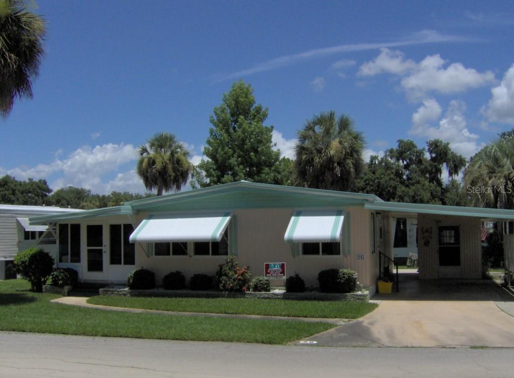 98 Hickory Ln., Eustis, FL 32726