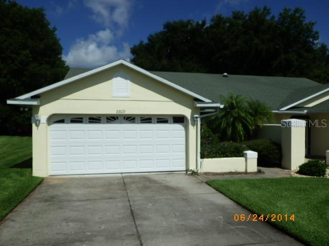 8809 Courtyard Ln., Groveland, FL 34736