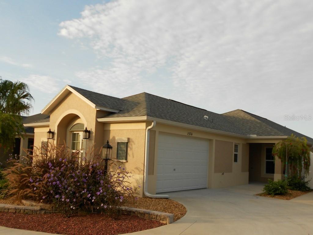 1574 Harness Pl., The Villages, FL 32163