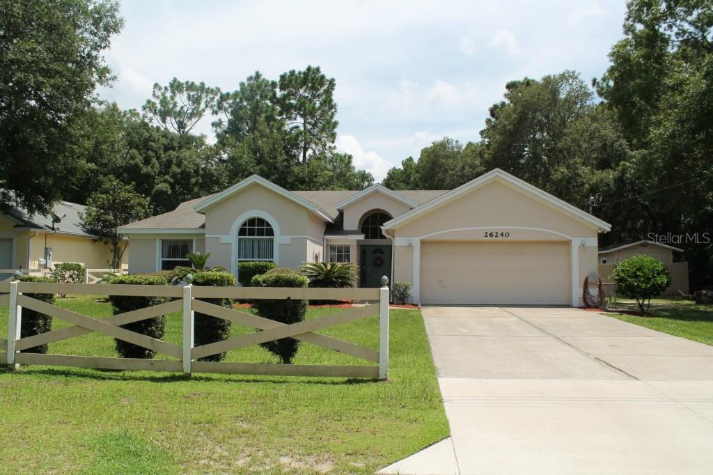 26240 Golden Valley St., Sorrento, FL 32776