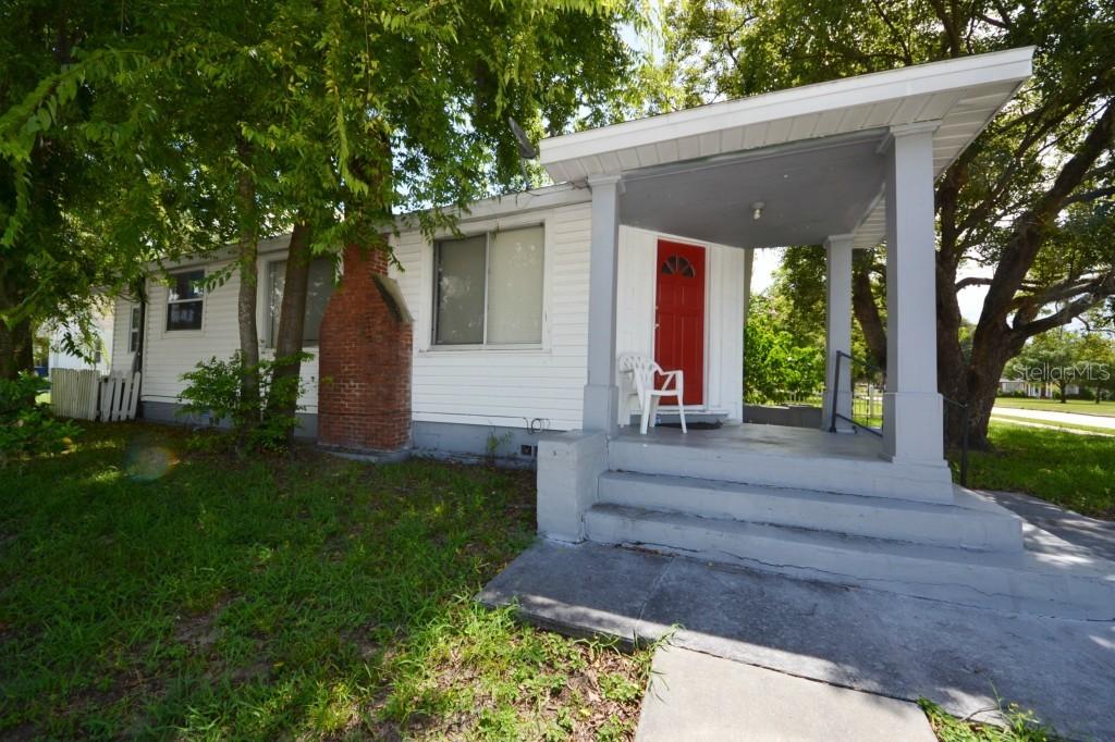 145 W Magnolia St., Groveland, FL 34736