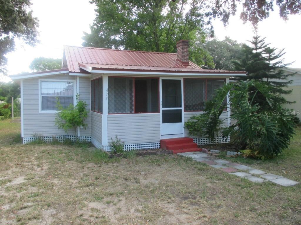 475 Fern Ave., Tavares, FL 32778