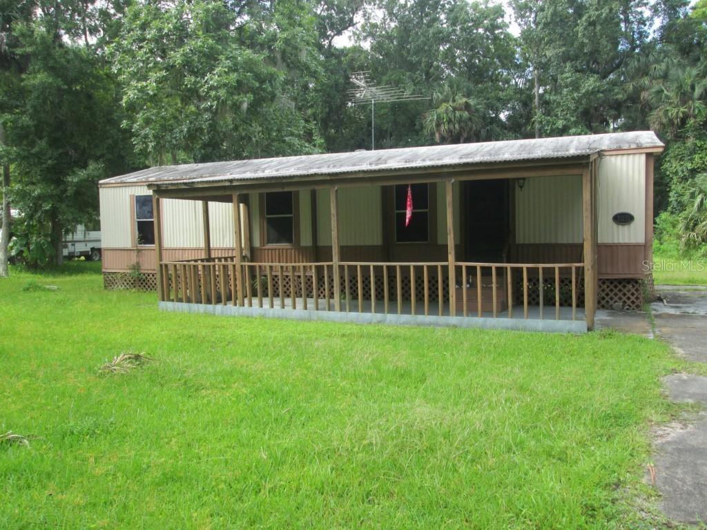 24151 River Rd., Astor, FL 32102