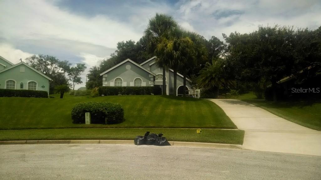 206 Pleasant Hill Dr., Clermont, FL 34711