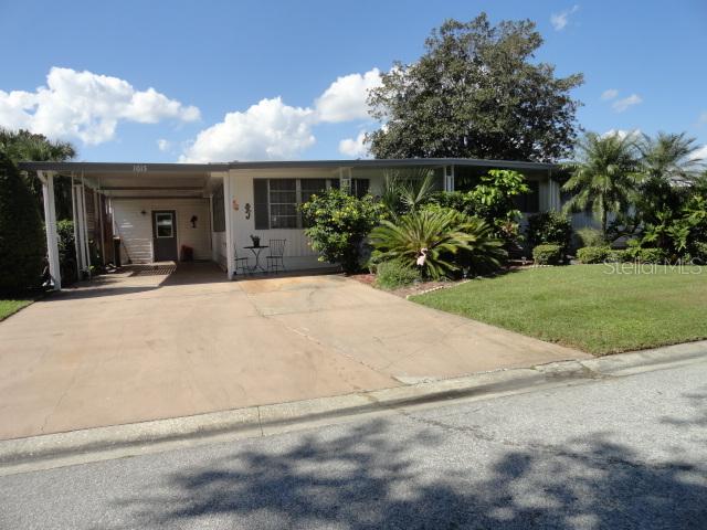 1015 Southland Dr., Tavares, FL 32778