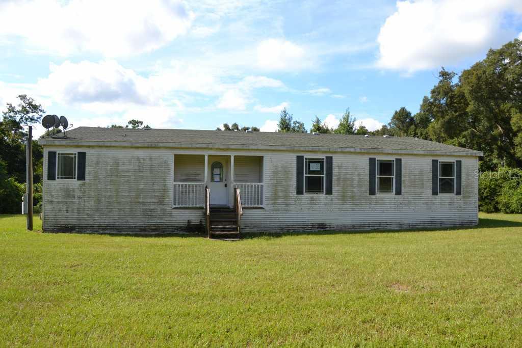 642 Youth Camp Rd., Groveland, FL 34736