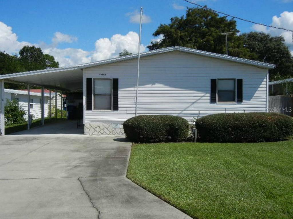 25946 Azalea Ln., Astatula, FL 34705