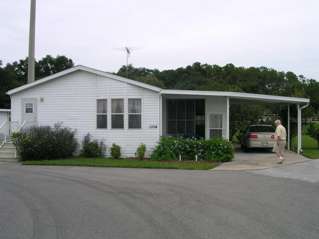 1104 Rue De Calais, Tavares, FL 32778