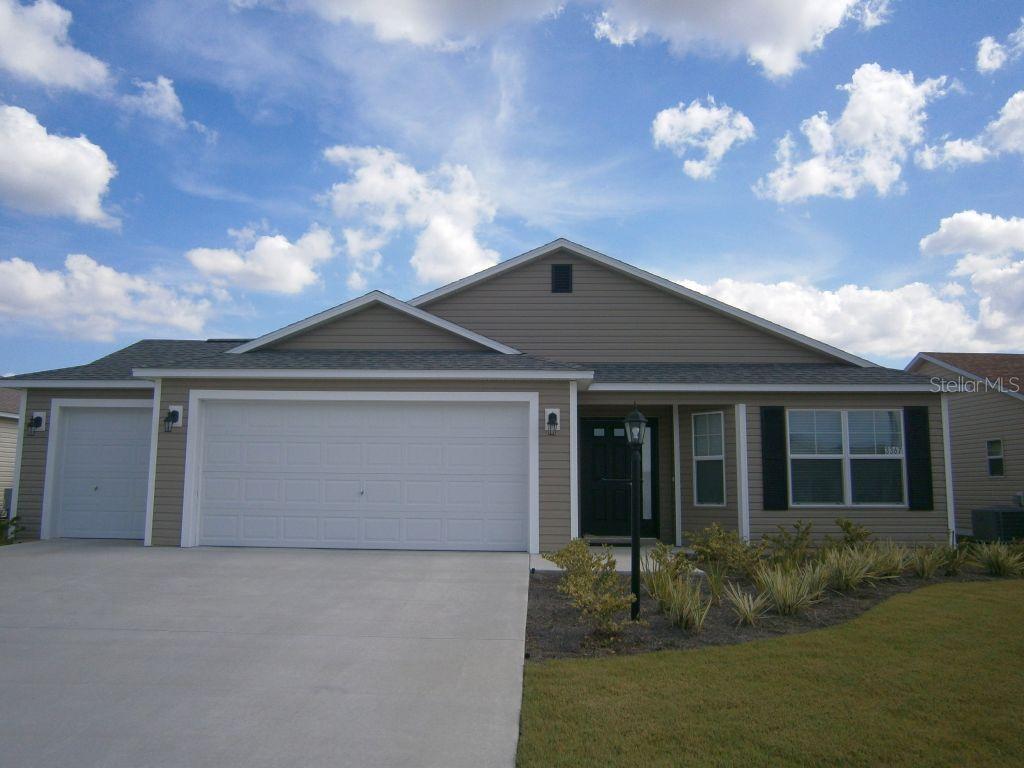 3367 Lazy Acres Ln., The Villages, FL 32163