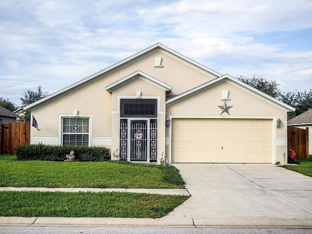 2330 Barons Ct., Tavares, FL 32778