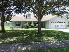 525 Woodview Dr., Tavares, FL 32778