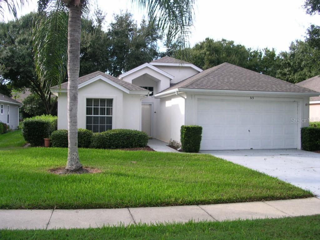 313 Baytree Blvd., Tavares, FL 32778