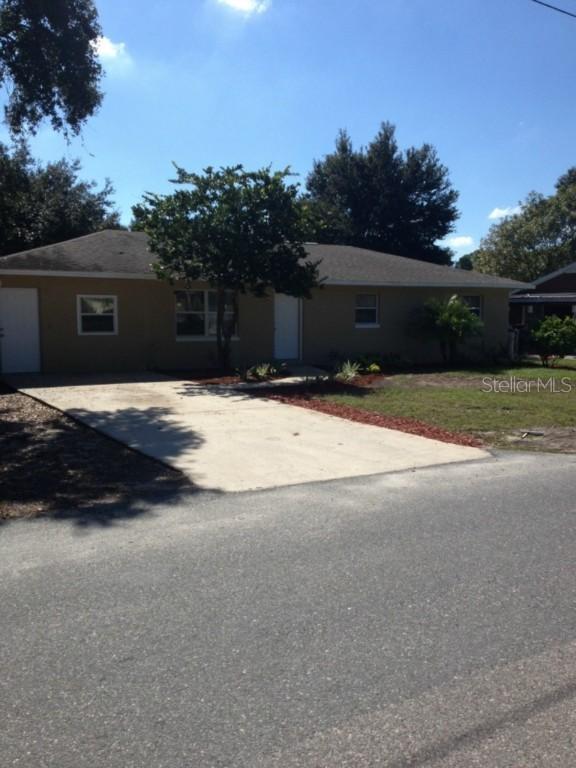 1426 Ardmore Rd., Groveland, FL 34736
