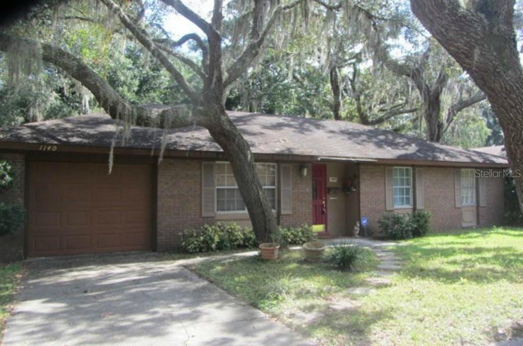 1140 N Highland St., Mount Dora, FL 32757