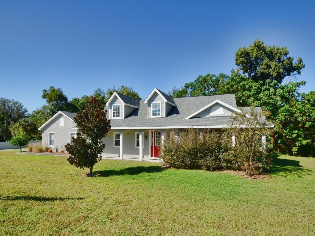 828 Butch Cassidy Ln., Eustis, FL 32726