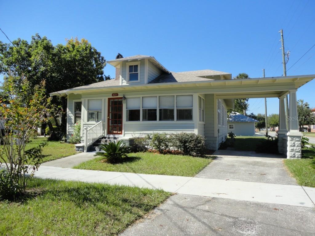 421 N New Hampshire Ave., Tavares, FL 32778