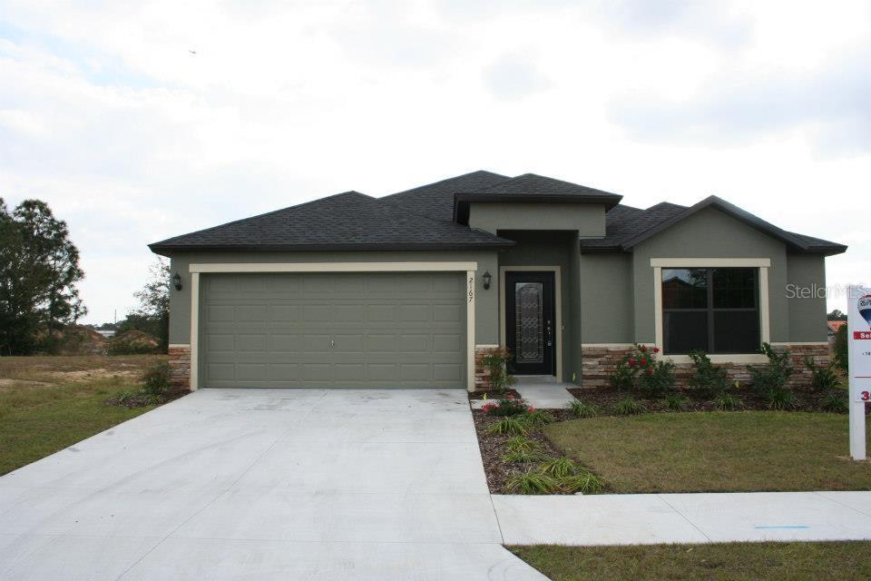 4507 Manica Dr., Tavares, FL 32778