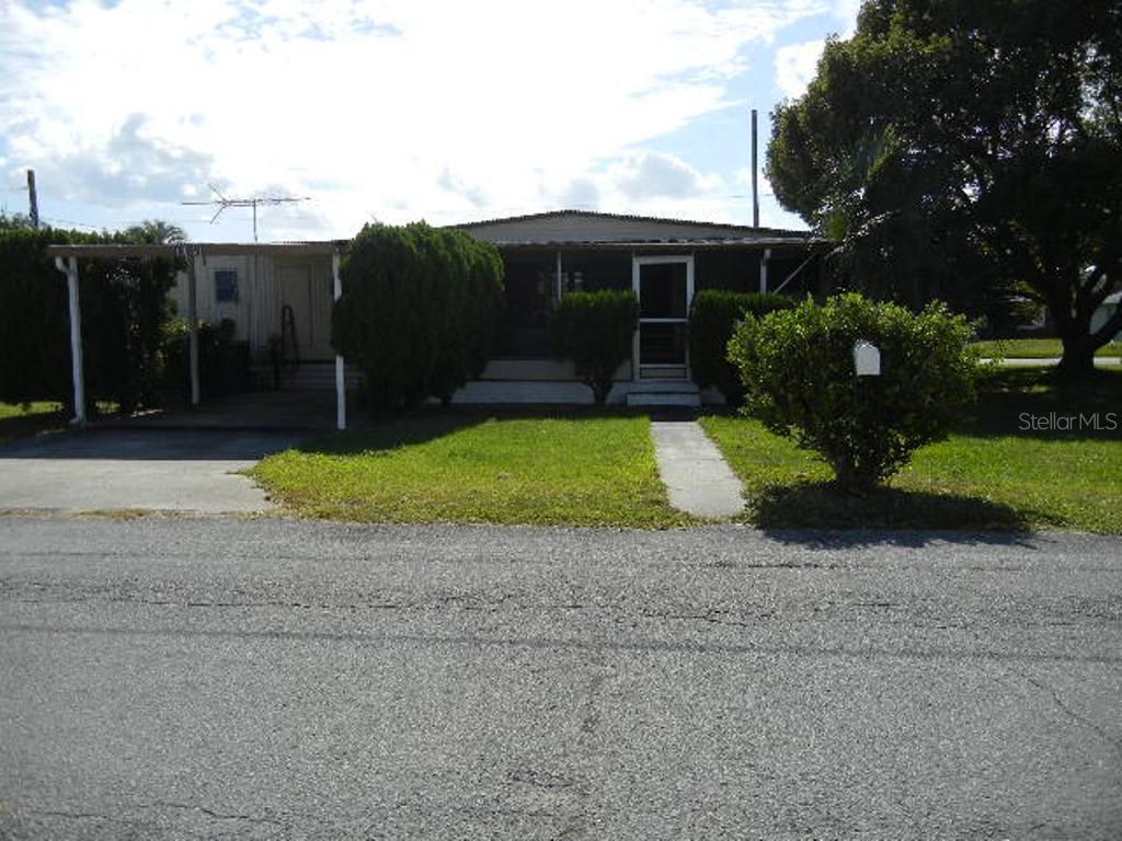 1531 Southshore Dr., Tavares, FL 32778