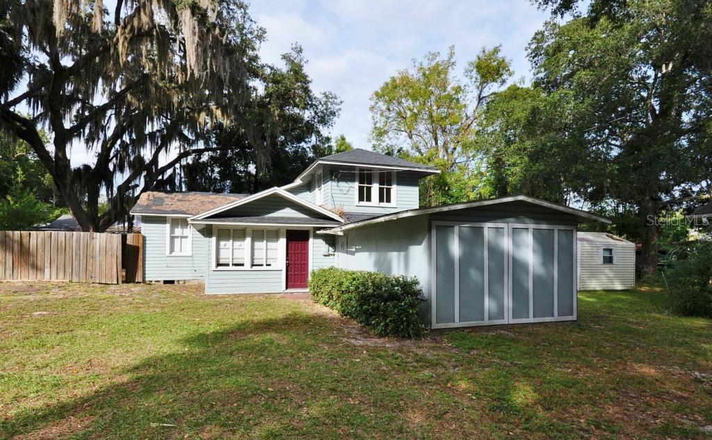 619 E 9th Ave., Mount Dora, FL 32757