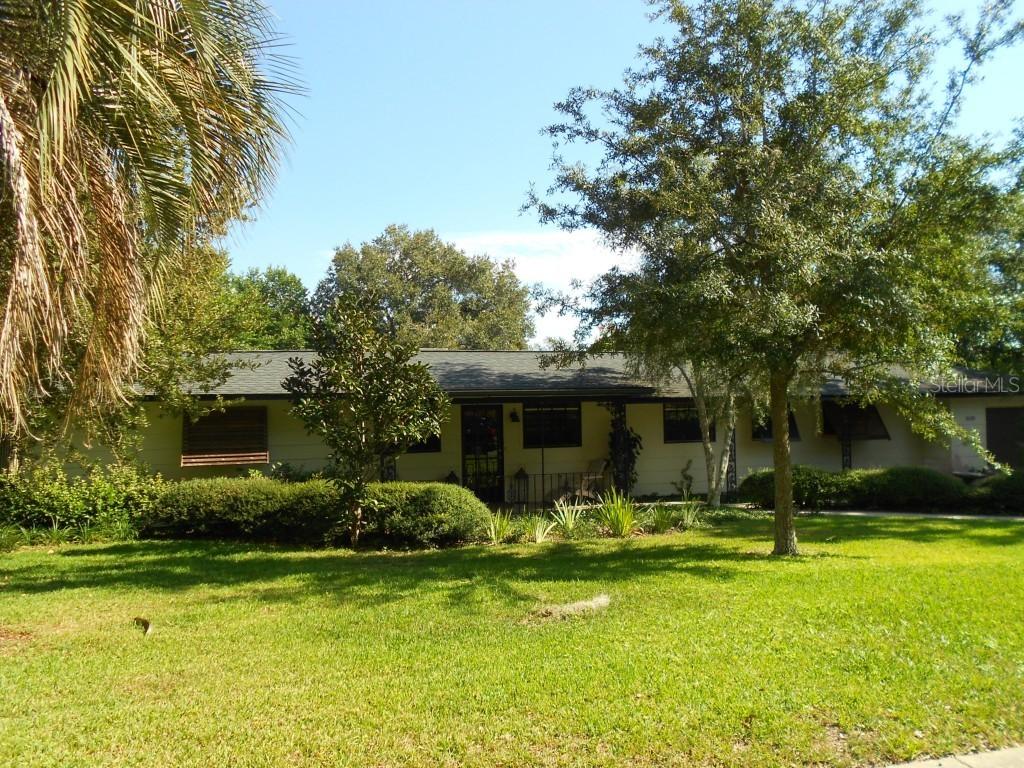 1620 Crestview Dr., Mount Dora, FL 32757