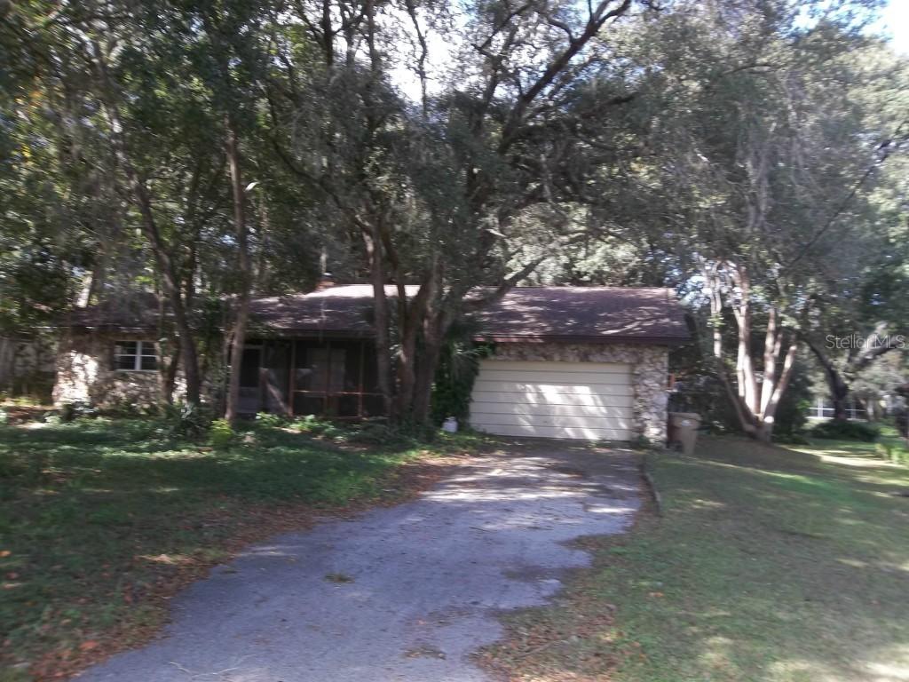 25531 Troon Ave., Sorrento, FL 32776